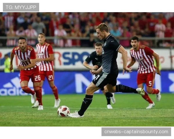 欧洲篮球联赛季后赛，皇家马德里篮球队险胜奥林匹亚科斯